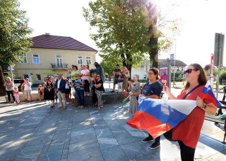 SPREJEM PLESALCEV EVORE 03 FOTO LJUBO VUKELIČ